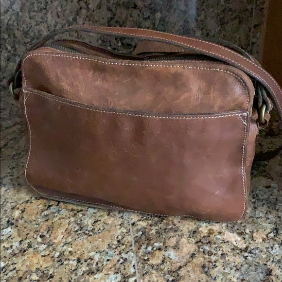 Patricia Nash Teramo Distressed Leather Crossbody - Picture 7 of 15